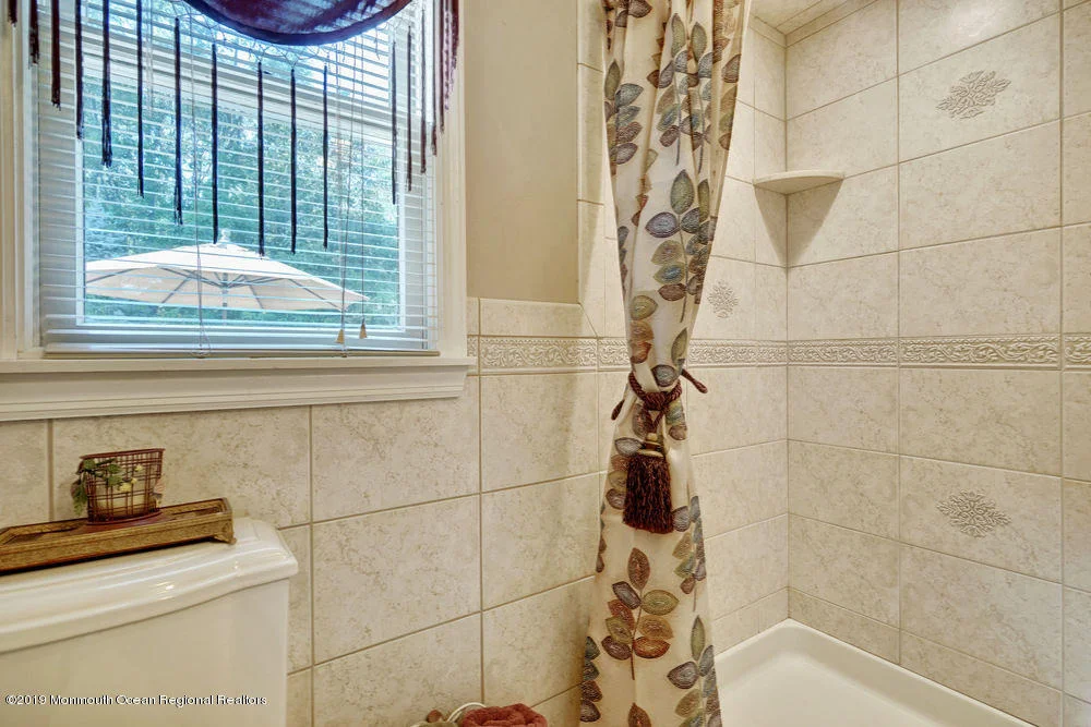 Photo of 1409 Roller Road