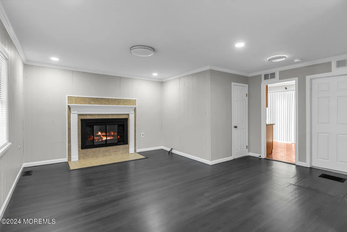 Photo of 717 Harmony Road