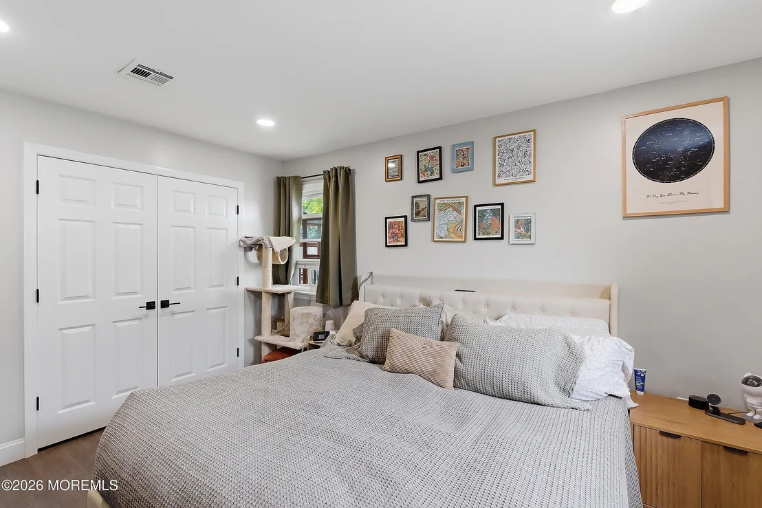 Photo of 307 5th Street