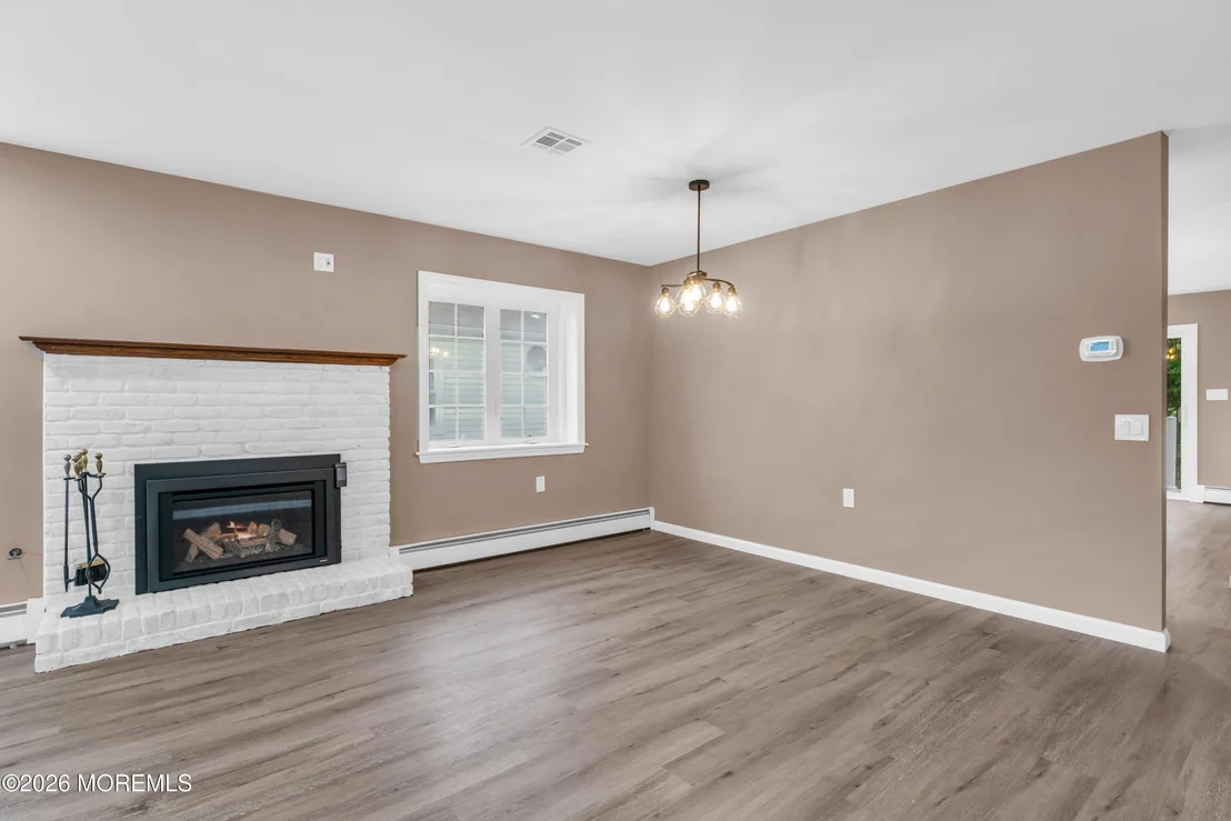 Photo of 134 Pulaski Boulevard