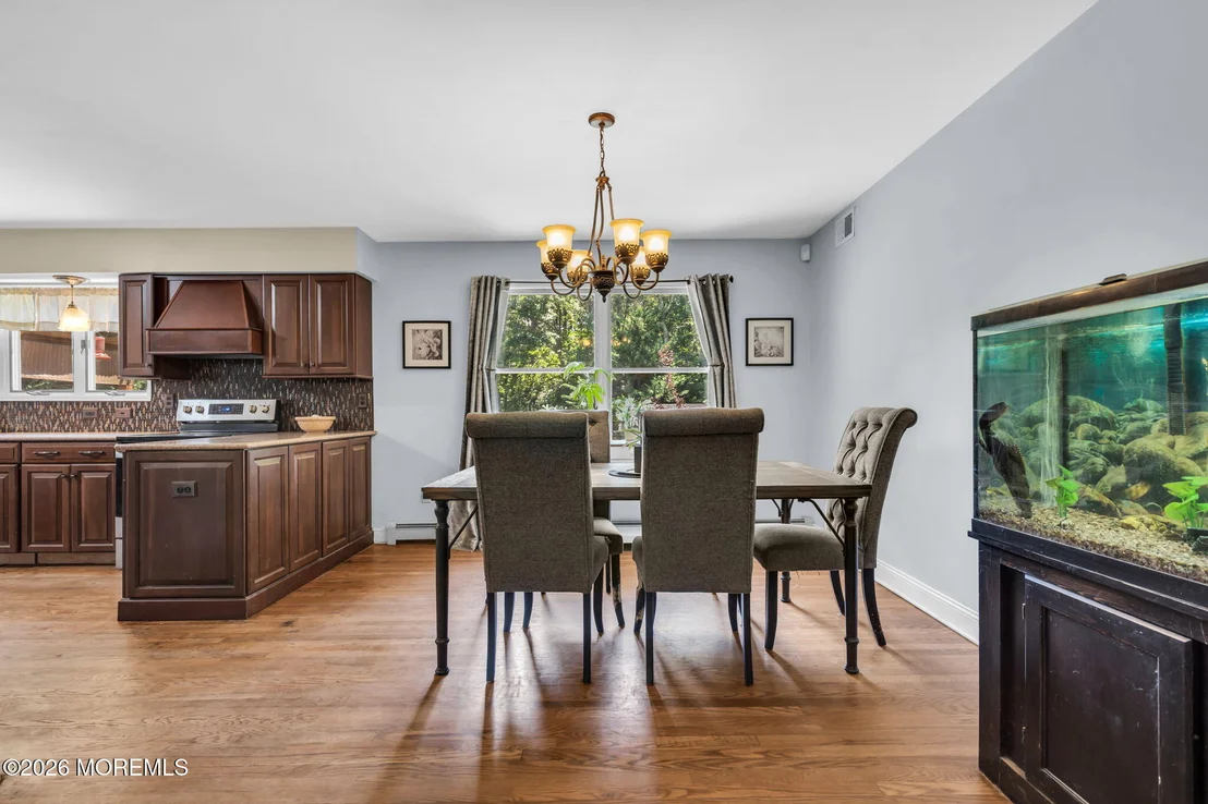 Photo of 639 Reed Road