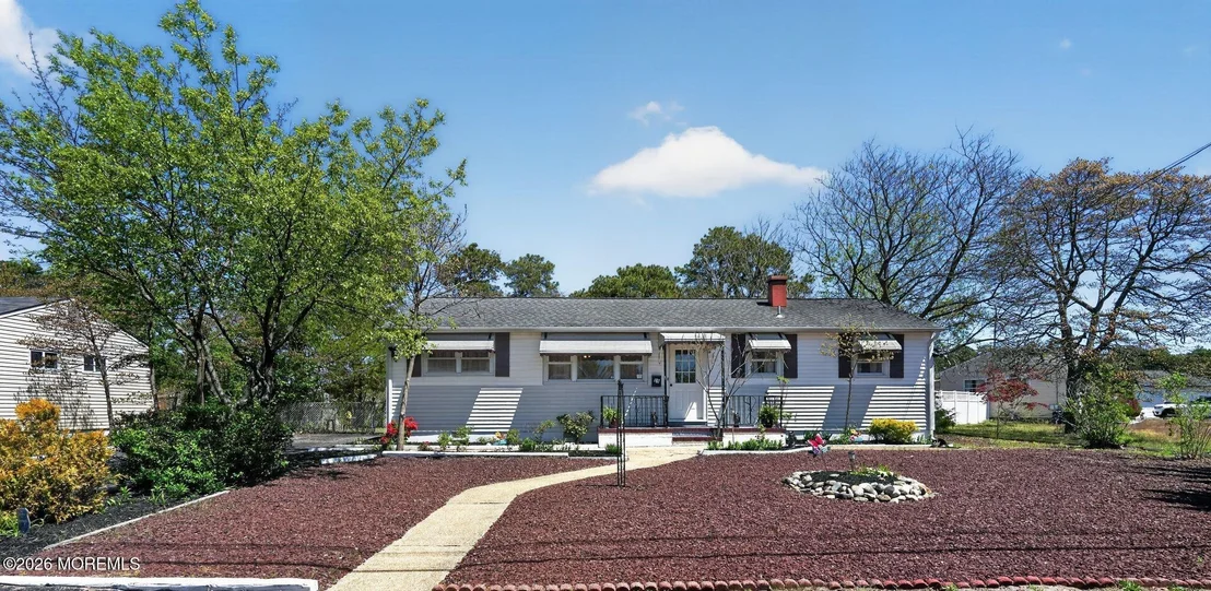 Photo of 19 Ashwood Drive