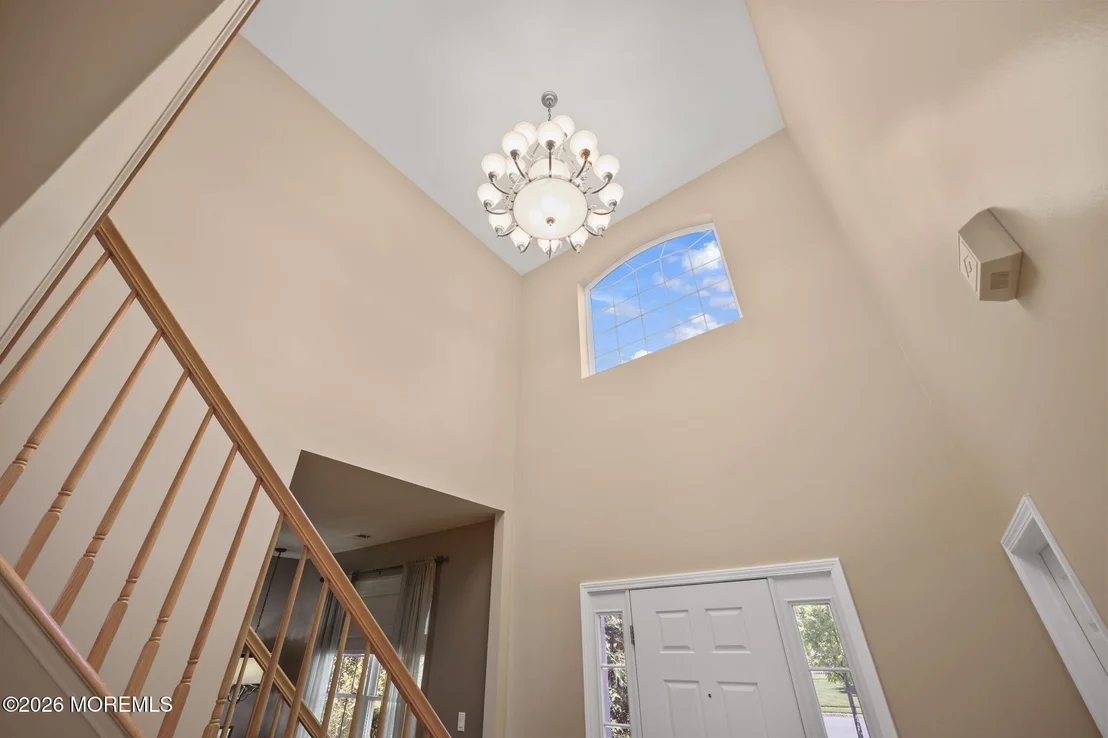 Photo of 389 Fordham Place