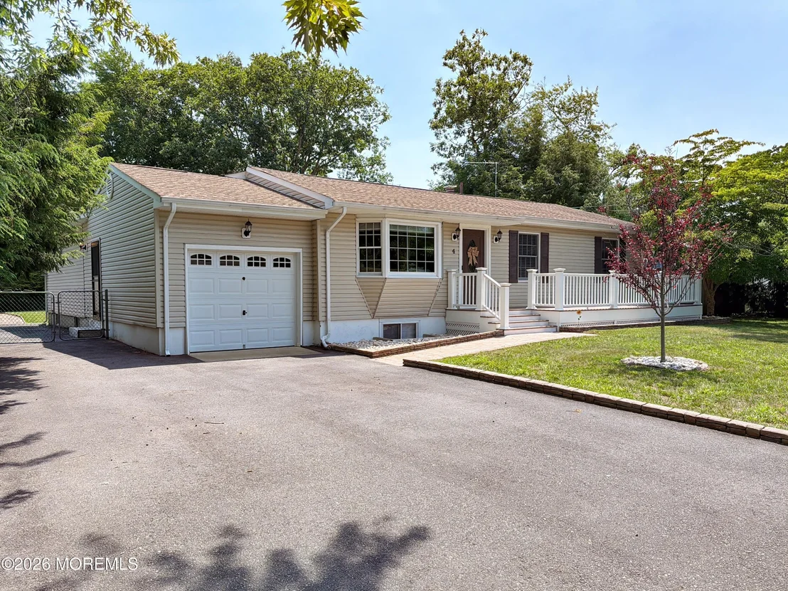 Photo of 4 Glen Road