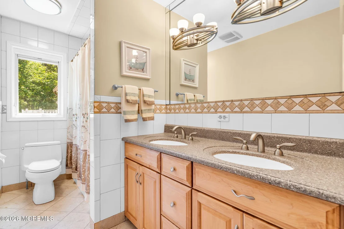 Photo of 819 Harmony Road