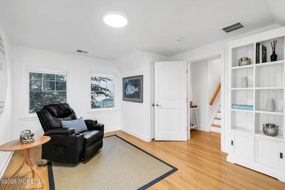 Photo of 229 Comanche Drive
