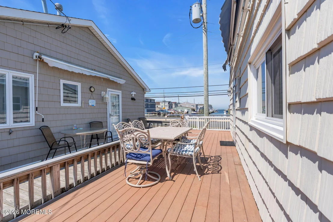 Photo of 125 W Tide Way
