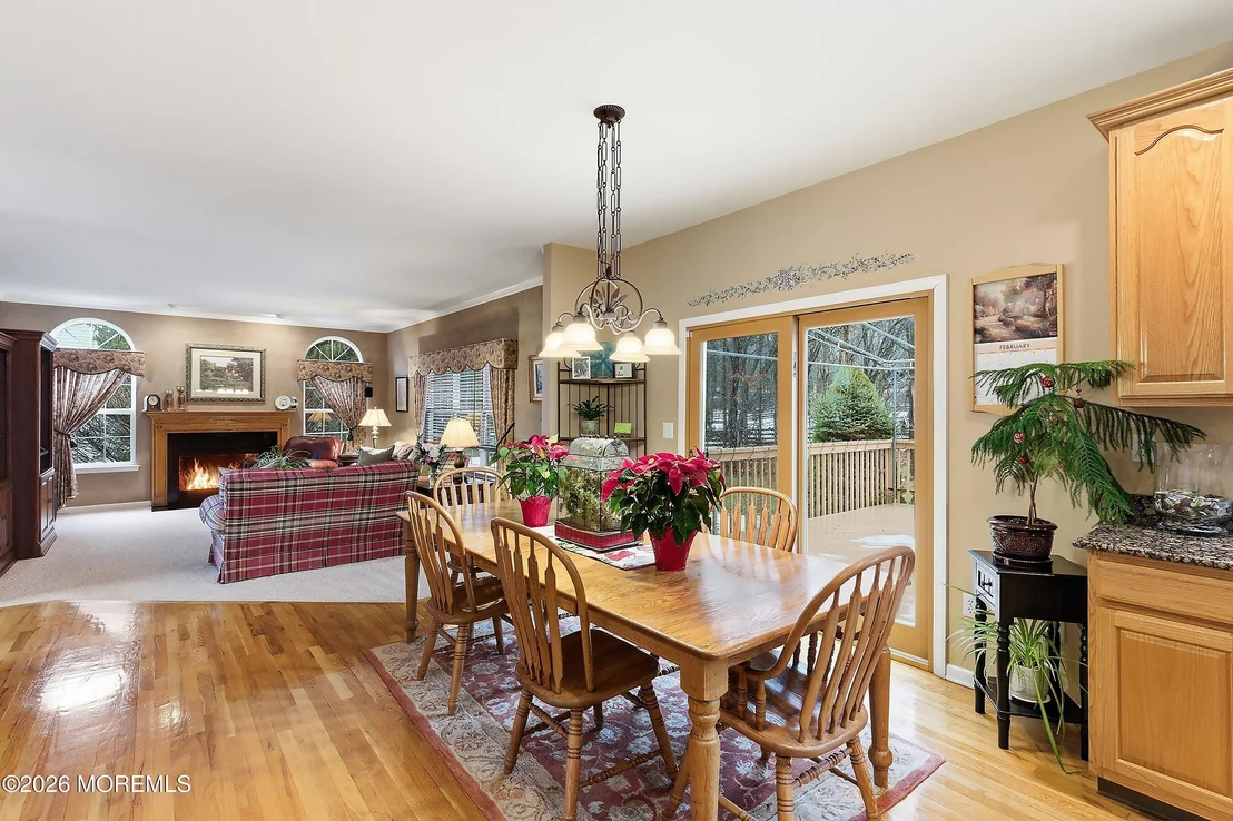 Photo of 433 Meadowood Road