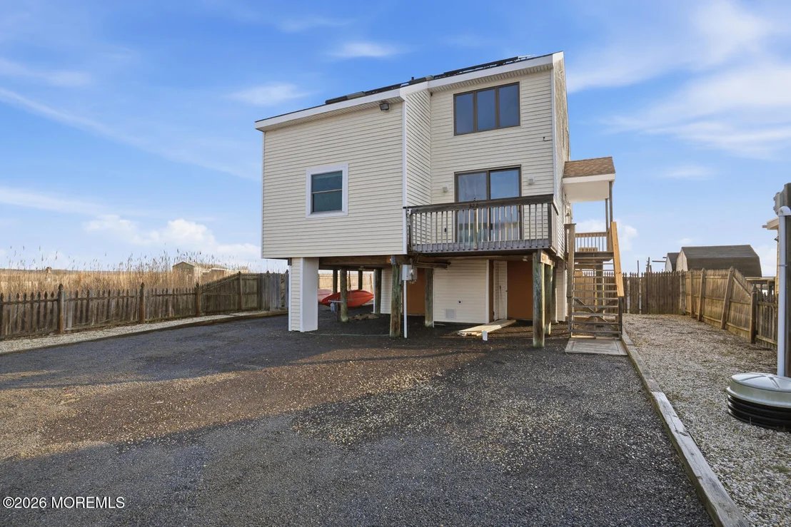 Photo of 322 Dock Road