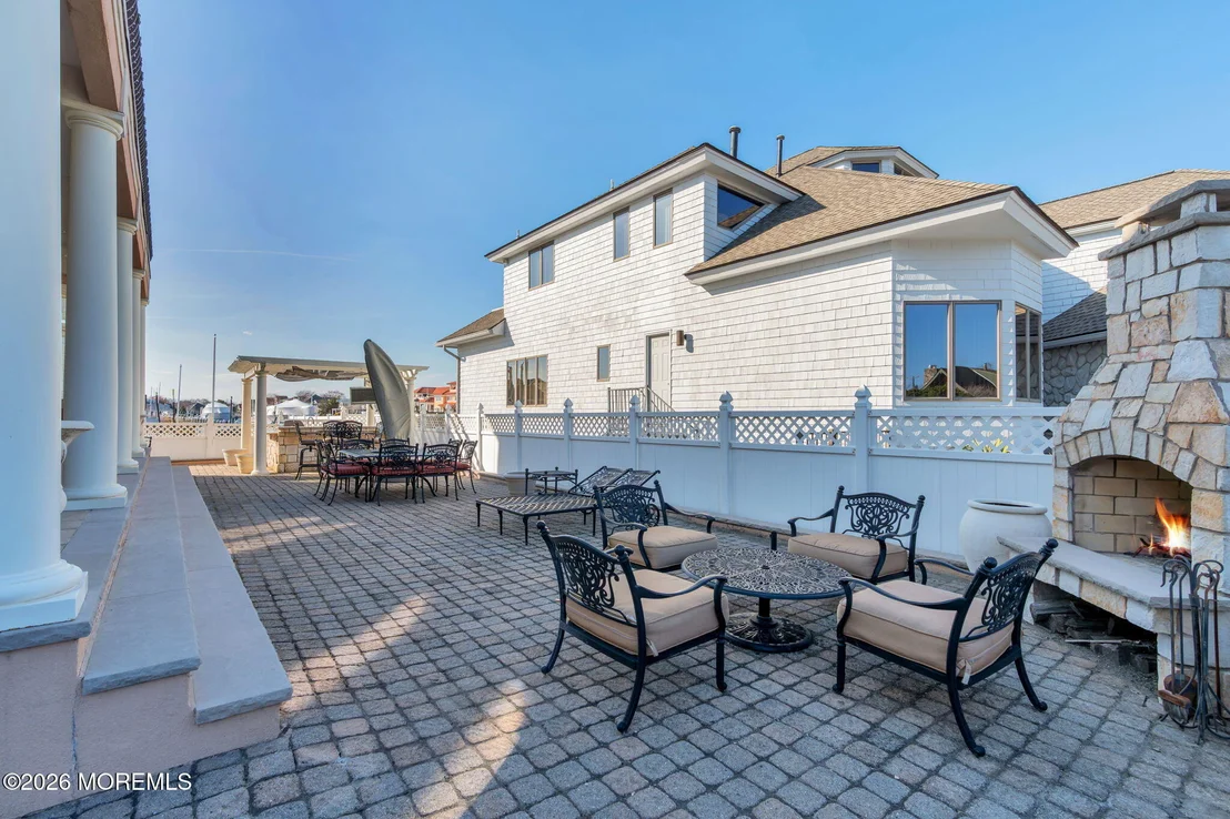 Photo of 342 Aldo Drive