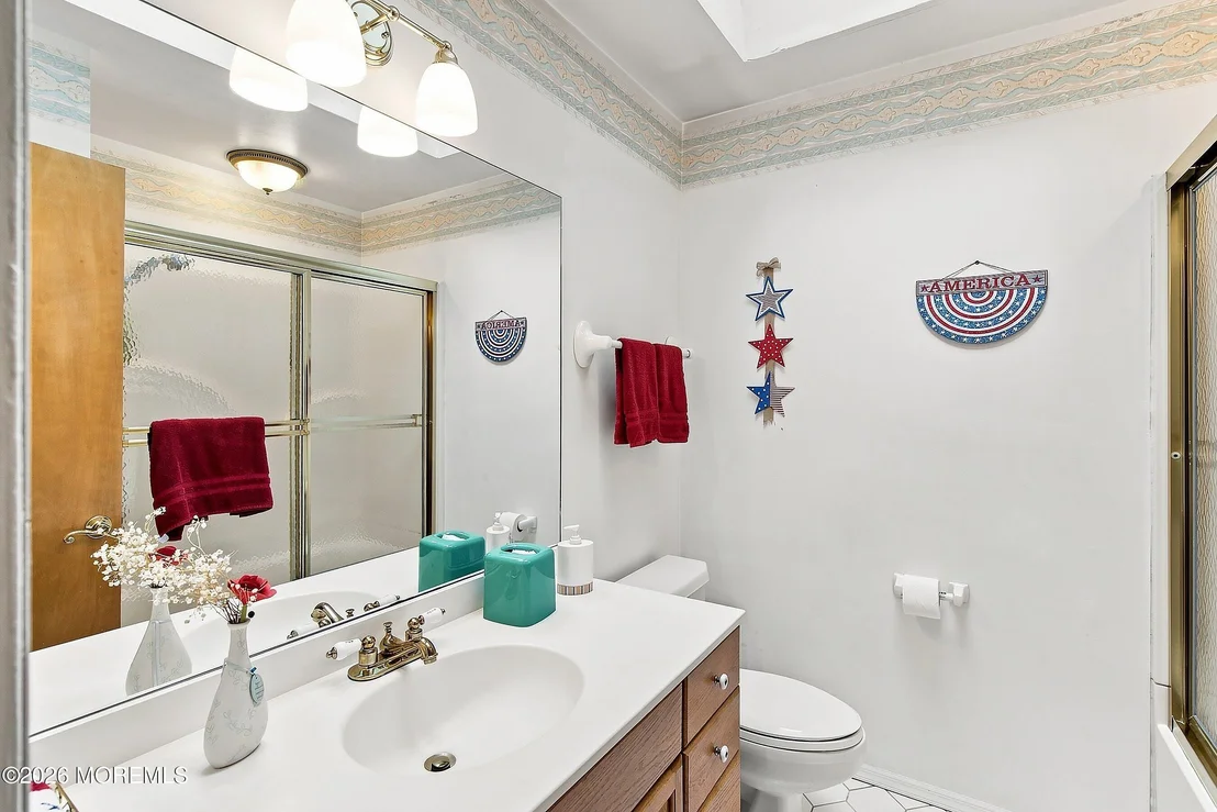 Photo of 953 Kearny Avenue