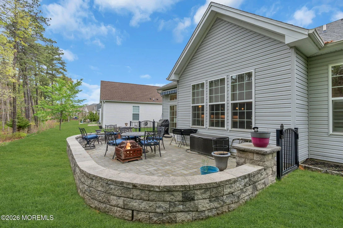 Photo of 185 Arborridge Drive