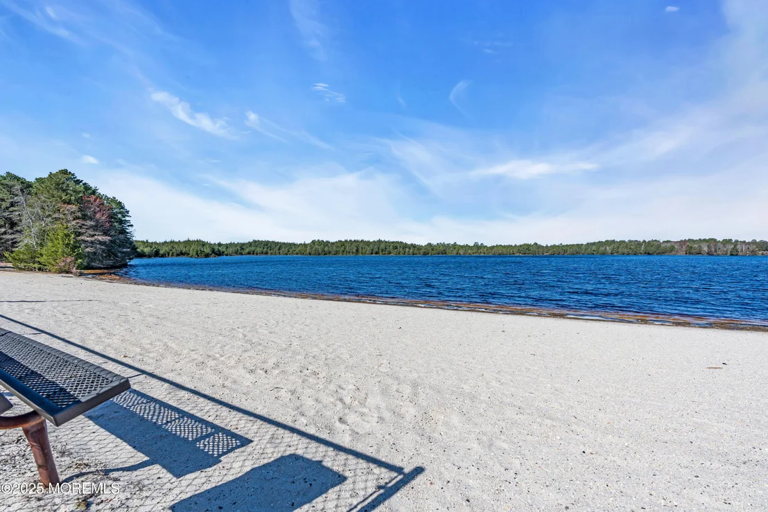 Photo of 2425 Lake Drive