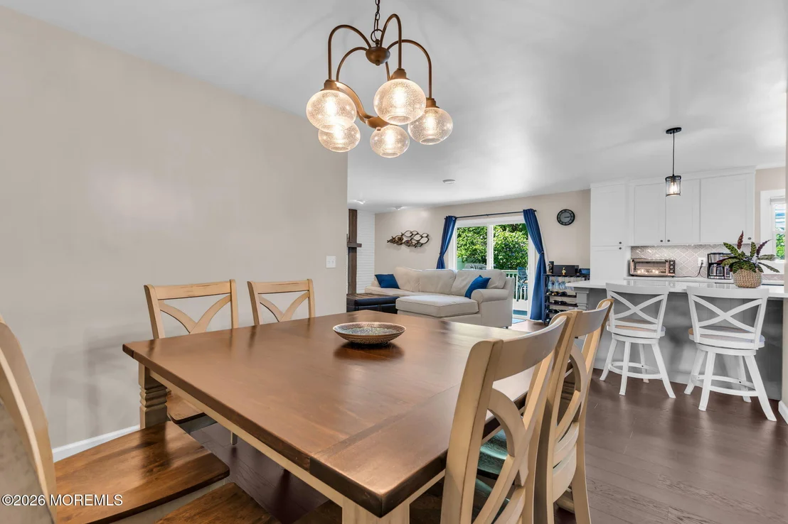Photo of 1126 Overlook Drive