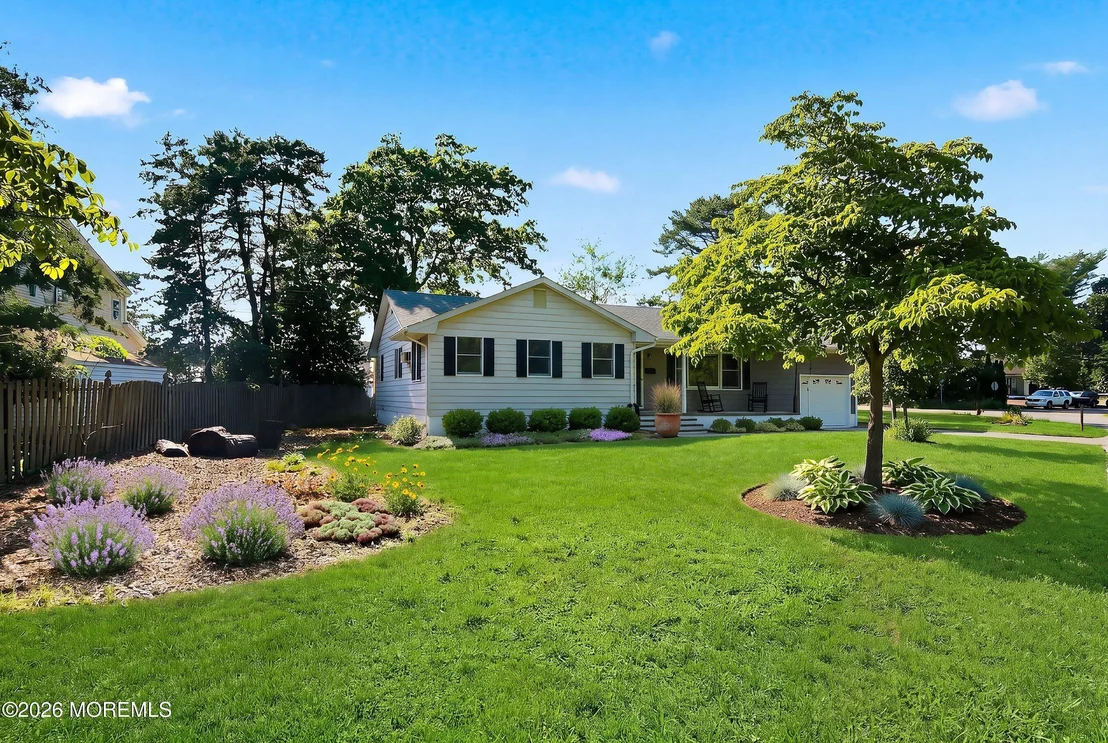 Photo of 1409 Edgemere Avenue