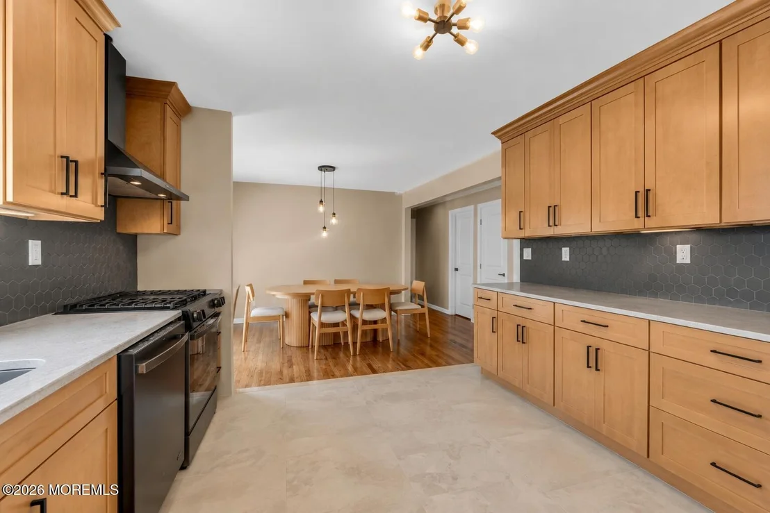 Photo of 44 Shirley Boulevard