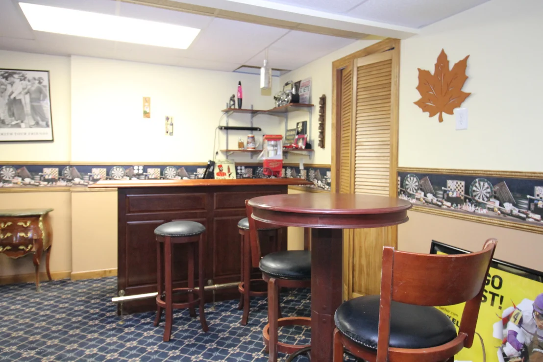 Photo of 33 Deepdale Drive