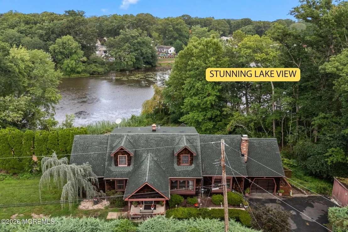 Photo of 30 S Lakeview Drive