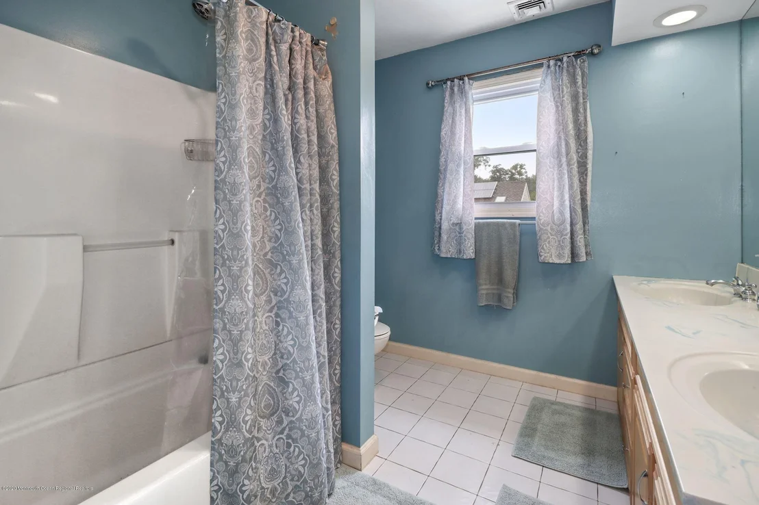 Photo of 1307 Bloomfield Avenue