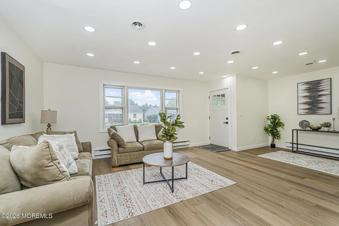 Photo of 160 Westbrook Drive