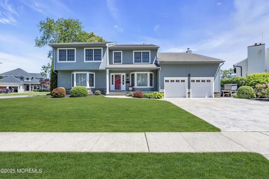 Photo of 560 Midwood Drive