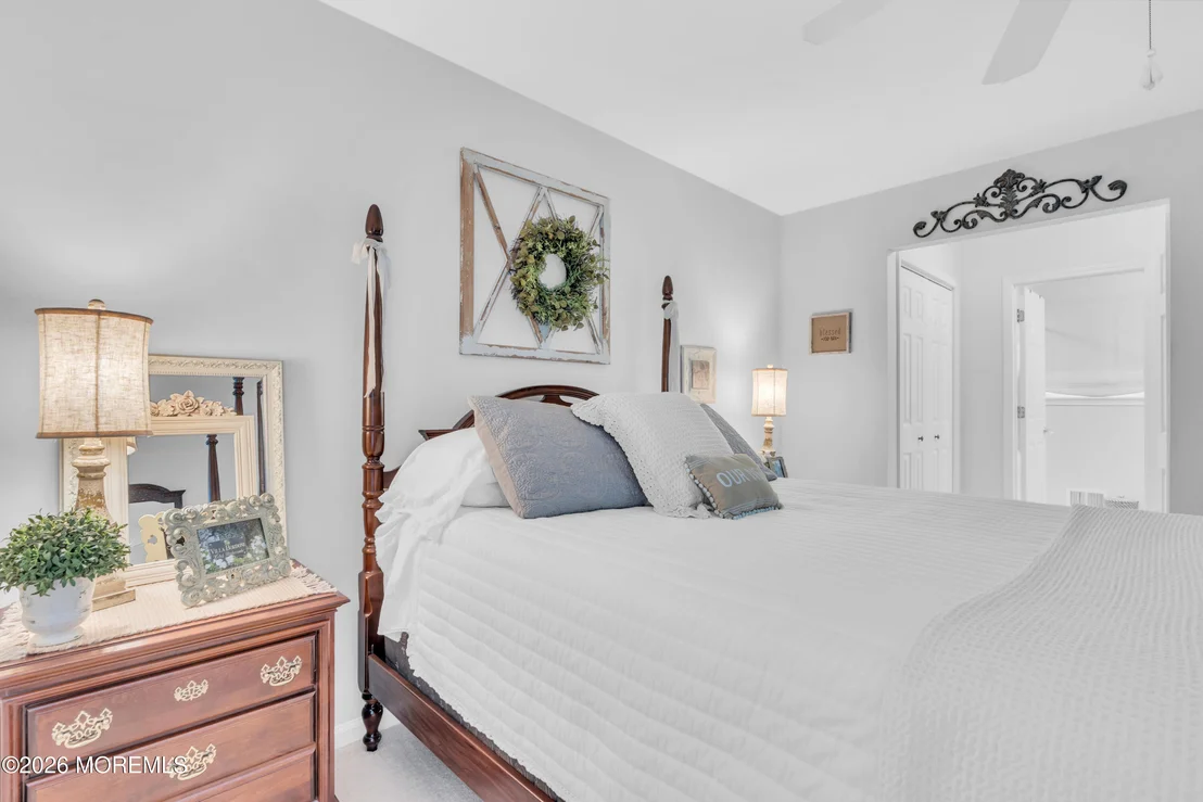 Photo of 901 Roundtree Drive