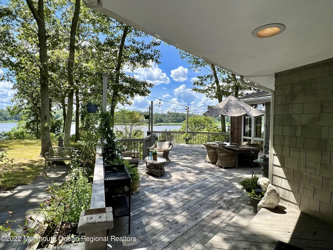 Photo of 2409 Riverside Terrace
