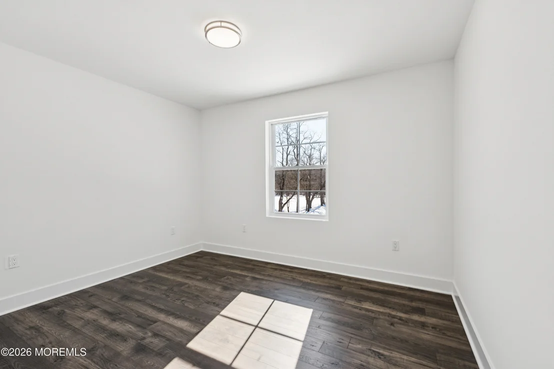 Photo of 140 Locust Avenue