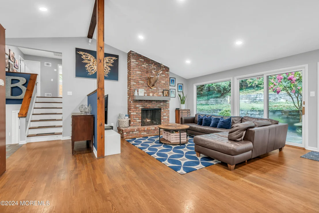 Photo of 112 Crawfords Corner Road