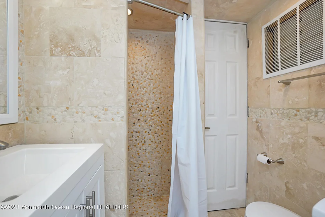 Photo of 8 Annmar Drive