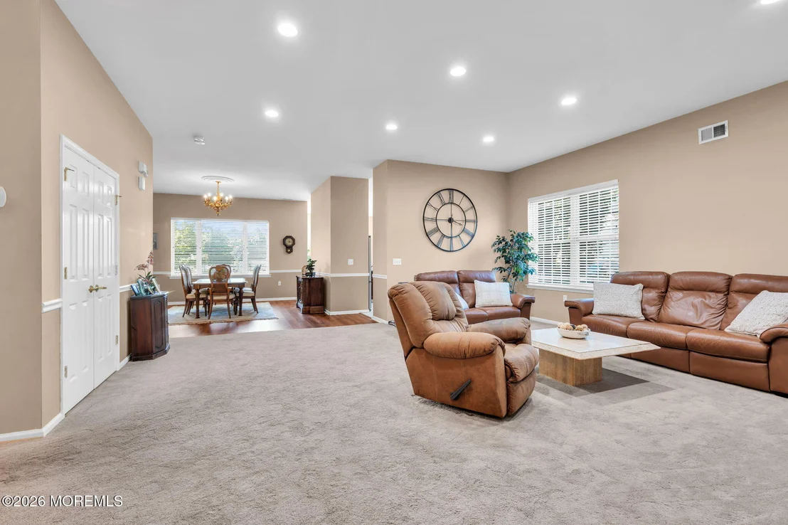 Photo of 1 Turnberry Place