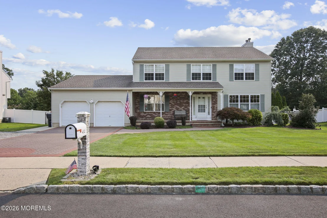Photo of 452 Meadowood Road