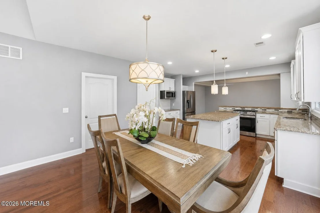 Photo of 1 Prairie Lane