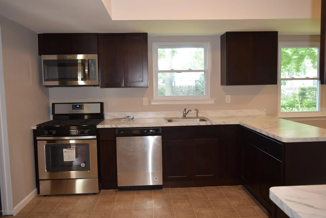 Photo of 1668 Union Avenue