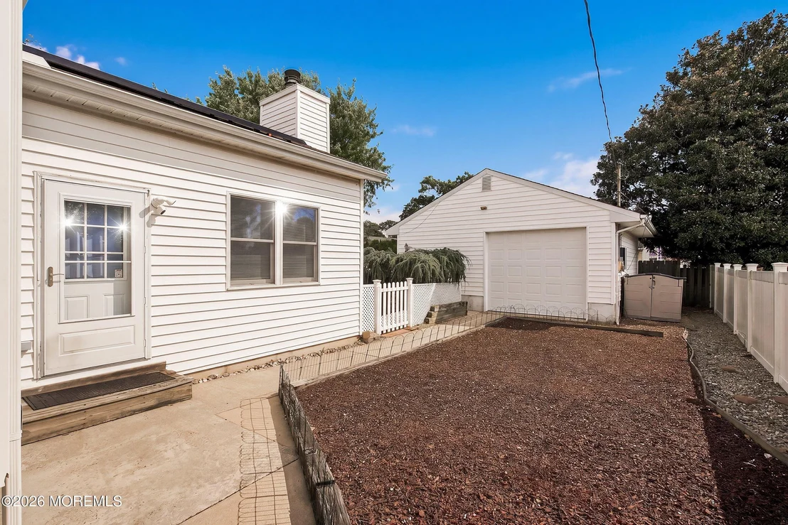 Photo of 213 Lorraine Place