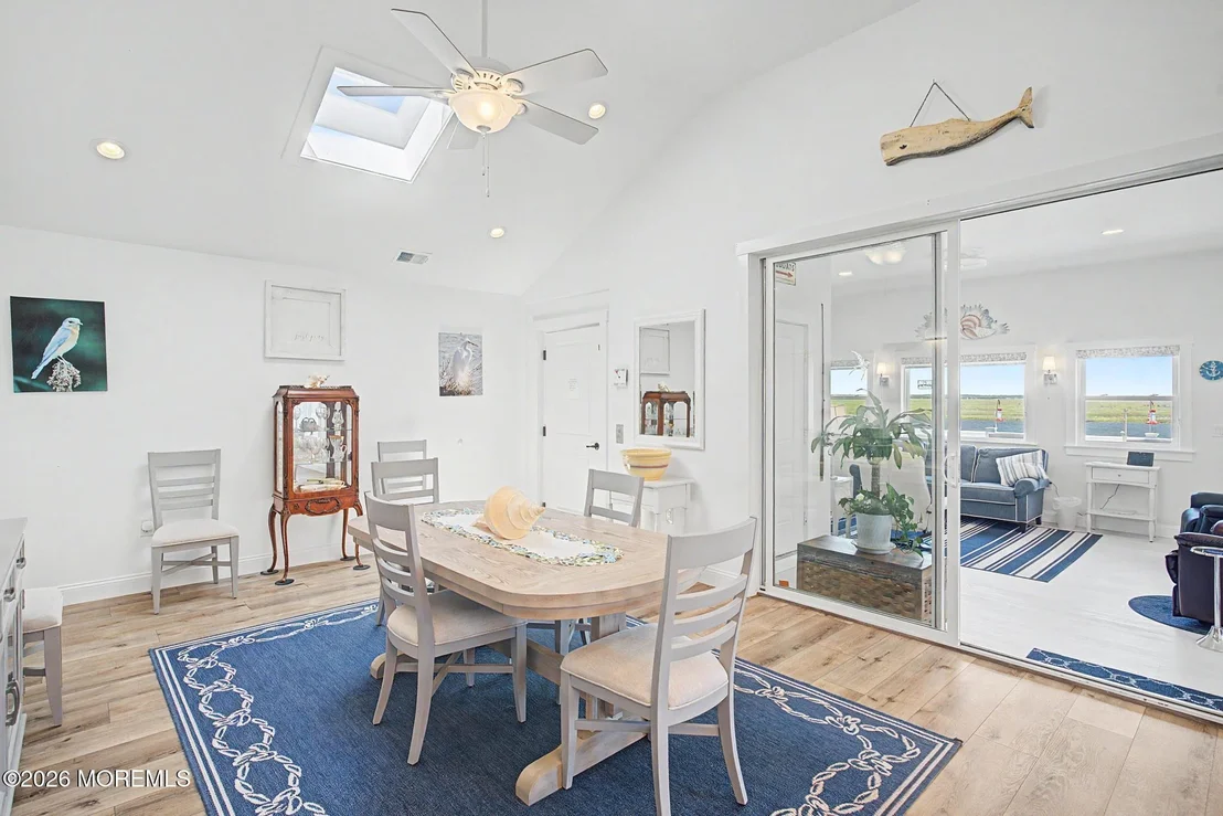 Photo of 418 Dock Road