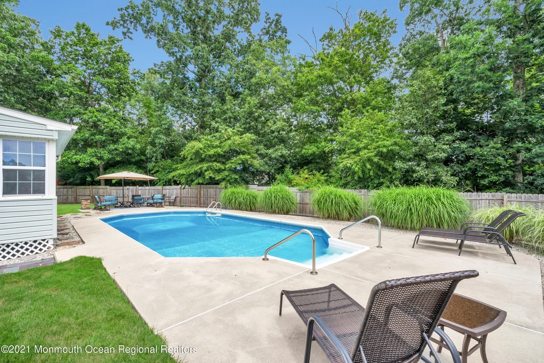Photo of 213 Doe Road