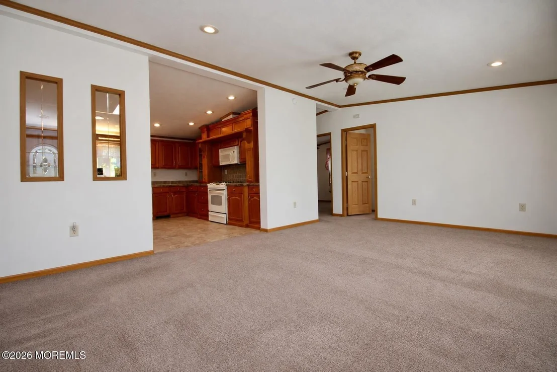 Photo of 44 Silvermeade Drive