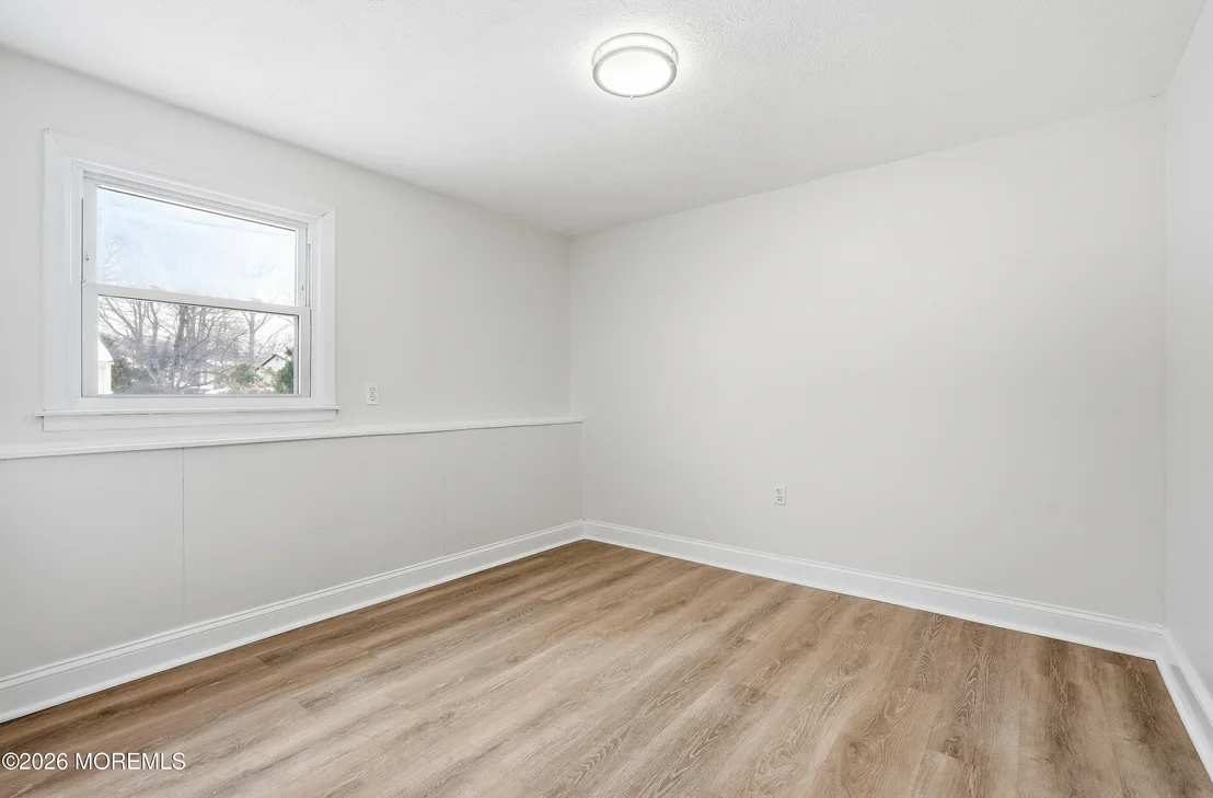 Photo of 16 Crest Road