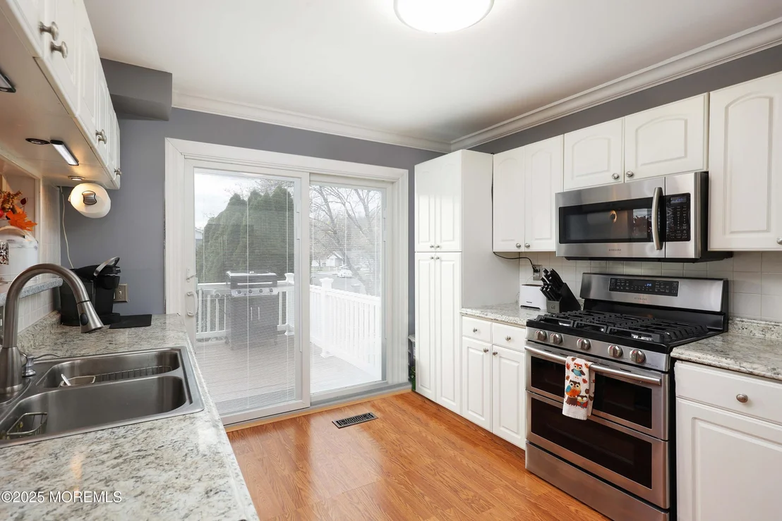 Photo of 2 Columbia Drive