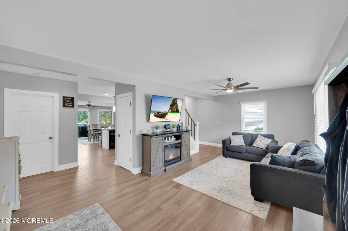 Photo of 741 Manor Drive
