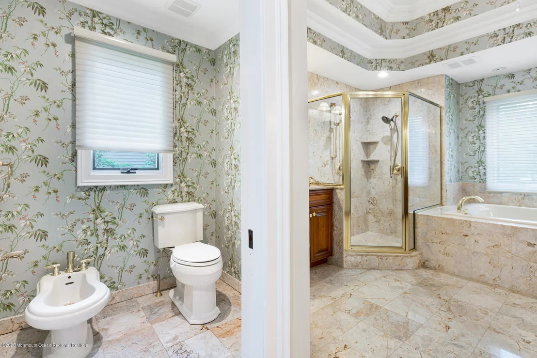 Photo of 9 S Tamarack Drive