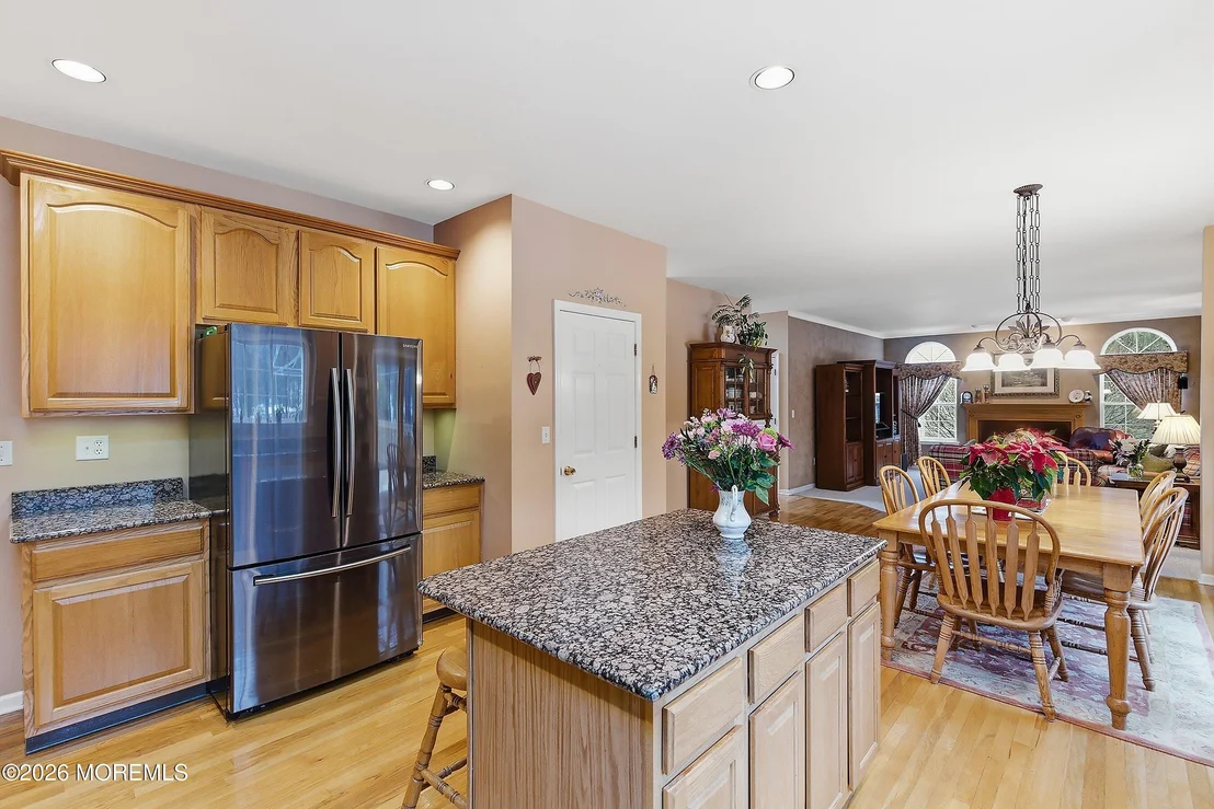 Photo of 433 Meadowood Road