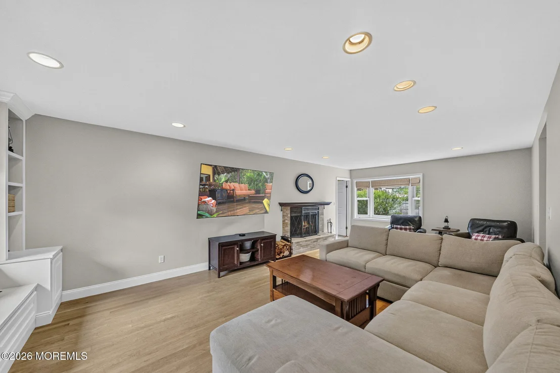 Photo of 146 Juniper Drive