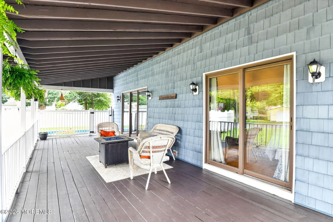 Photo of 210 Robbins Road
