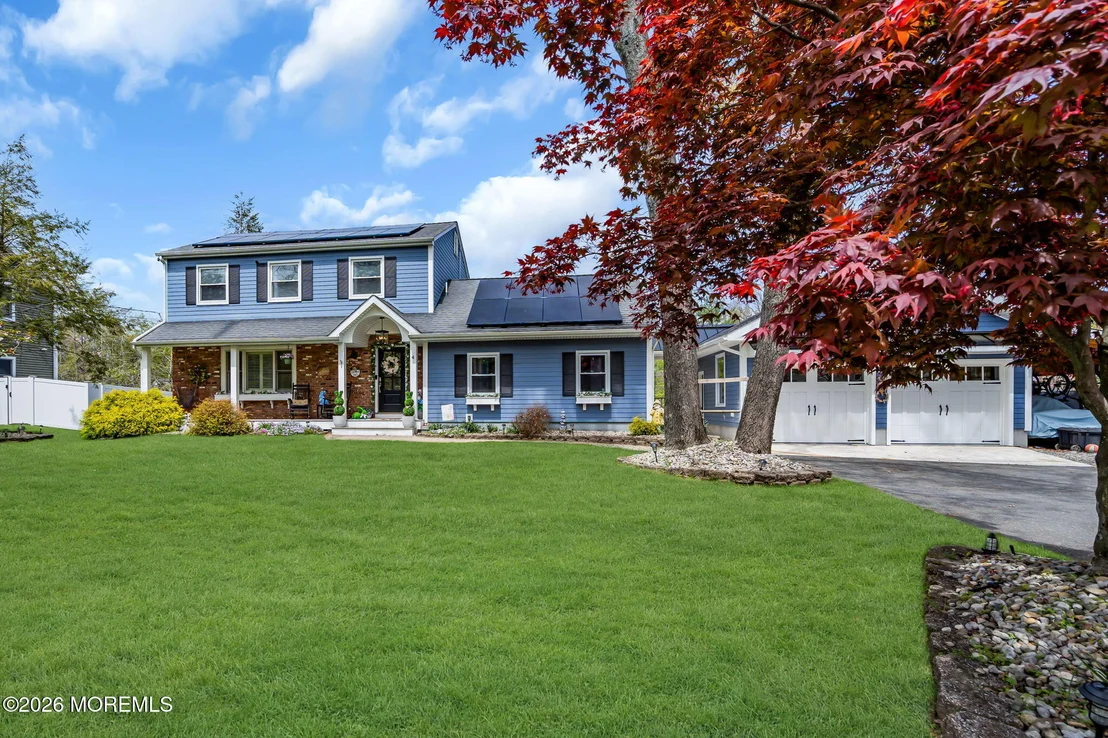 Photo of 4 Oak Leaf Lane