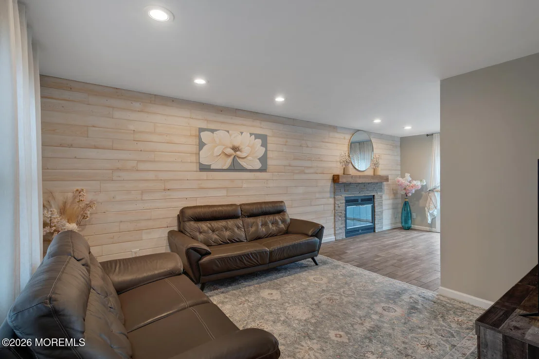 Photo of 223 Serpent Lane