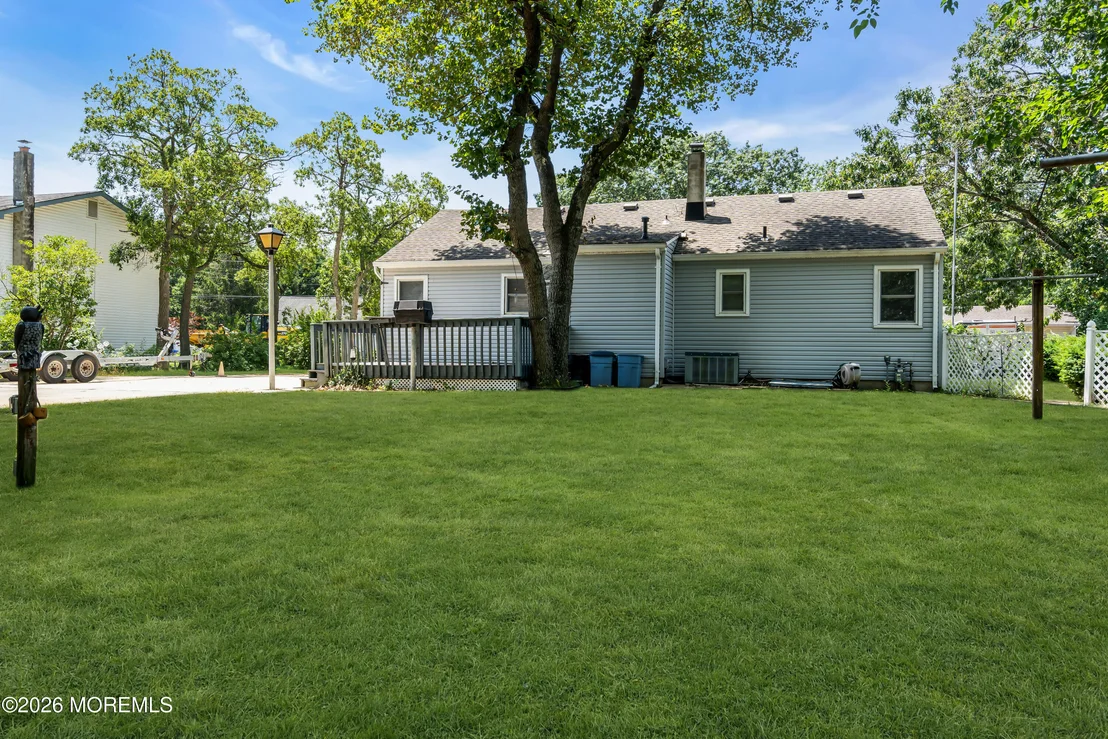 Photo of 416 Macarthur Drive