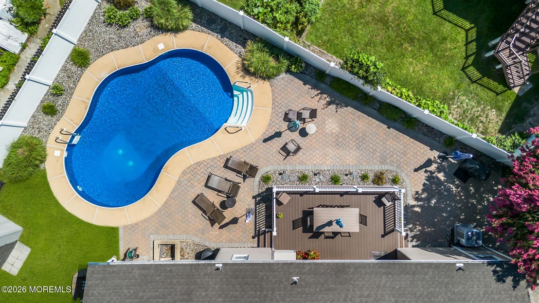 Photo of 421 Leanora Street
