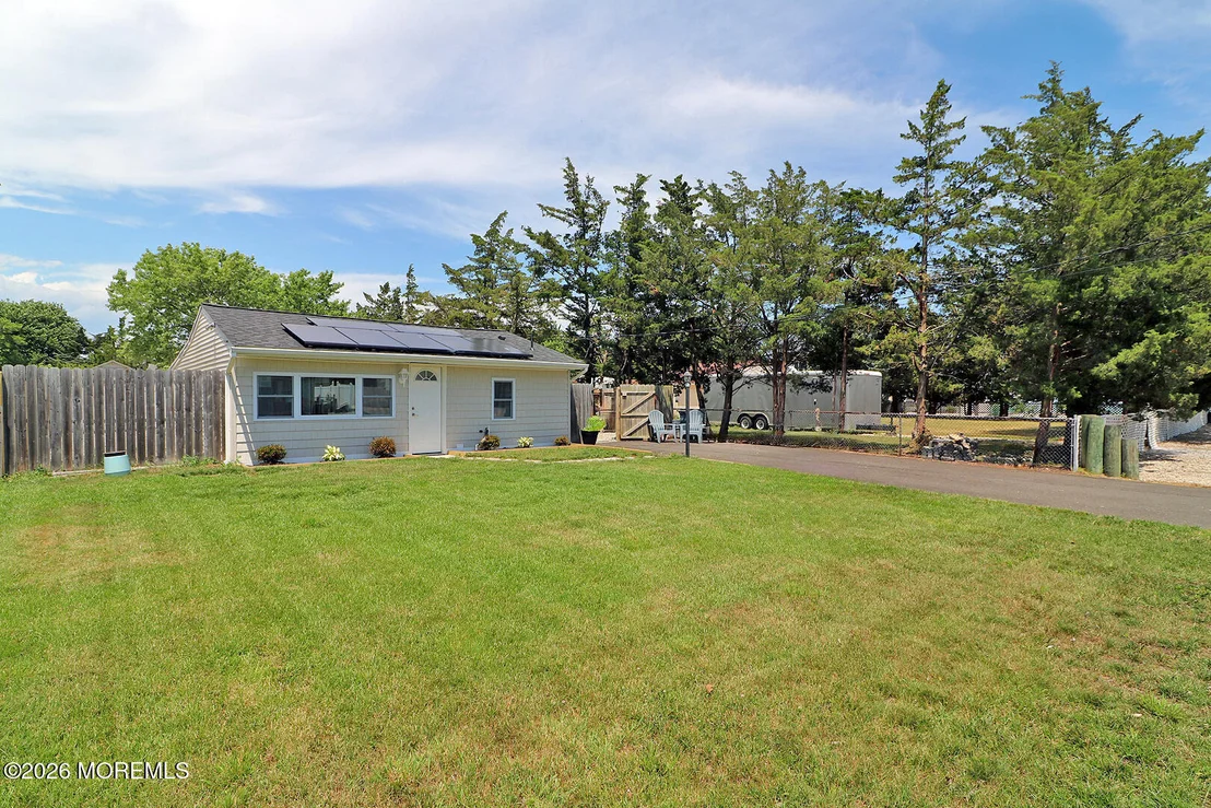 Photo of 1016 Waterview Way